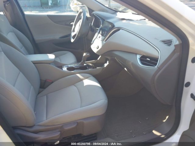 1G1ZB5ST8LF156979 Chevrolet Malibu Fwd Ls