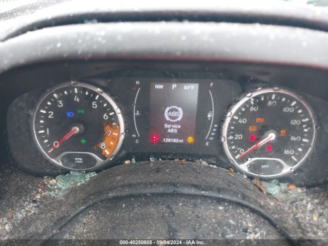 ZACCJAAT0FPB45230 Jeep Renegade Sport