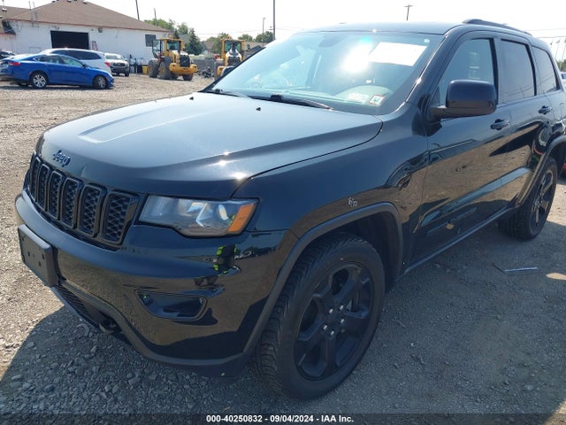 1C4RJFAG6KC610070 Jeep Grand Cherokee Upland 4x4