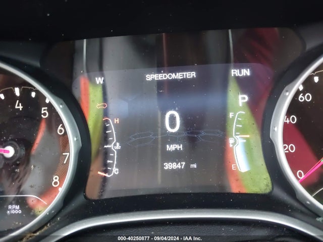 3C4NJCCB4JT410967 Jeep Compass Limited Fwd