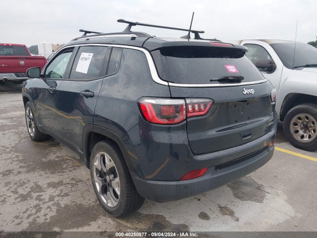 3C4NJCCB4JT410967 Jeep Compass Limited Fwd