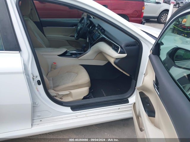 Toyota CAMRY LE 2018 4T1B11HK9JU009481 Image 5