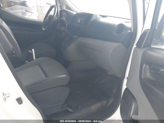 3N6CM0KN7HK702084 Nissan Nv200 S