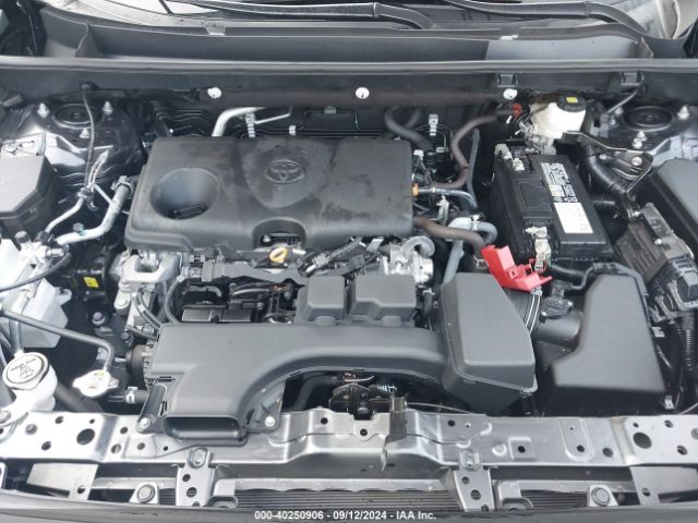2T3A1RFV2RC408289 Toyota Rav4 Xle Premium