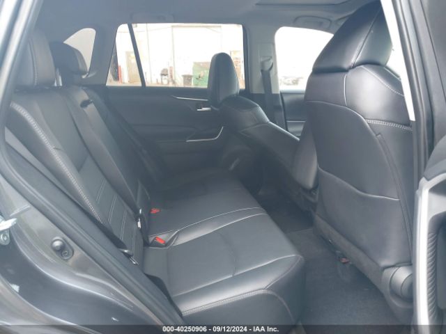 2T3A1RFV2RC408289 Toyota Rav4 Xle Premium