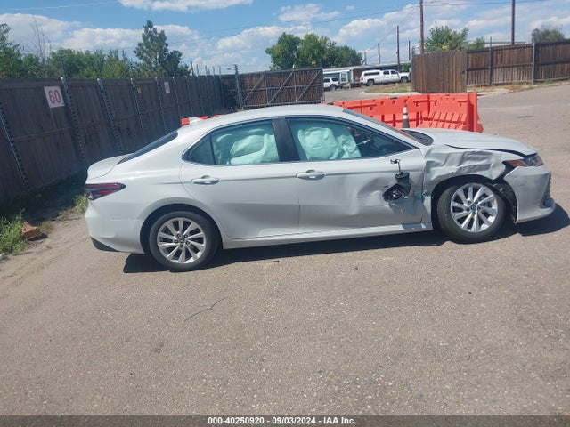 Toyota CAMRY LE 2024 4T1C11AK7RU211830 Image 12