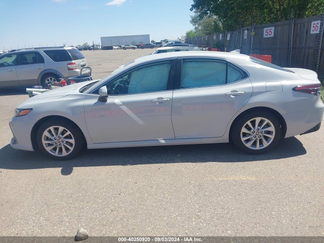 Toyota CAMRY LE 2024 4T1C11AK7RU211830 Image 13