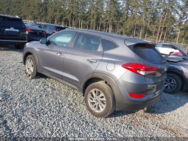 Hyundai TUCSON SE 2018 KM8J23A42JU808888 Image 3