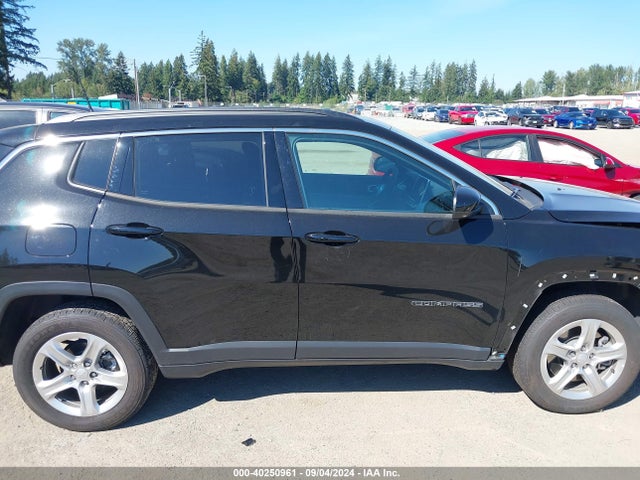 Jeep Compass Latitude 4x4 2023 3C4NJDBN2PT563678 Image 14