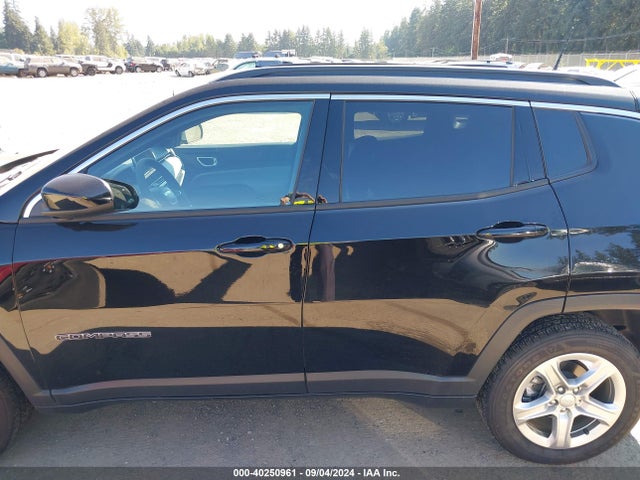Jeep Compass Latitude 4x4 2023 3C4NJDBN2PT563678 Image 15