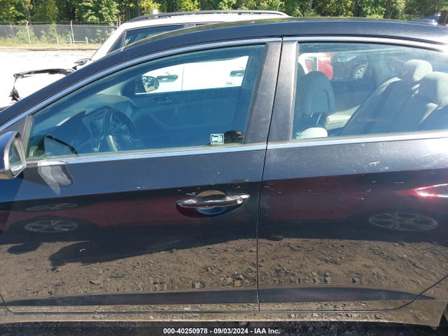 Hyundai Sonata 2017 5NPE24AF8HH447040 Image 14
