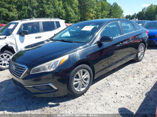 Hyundai Sonata 2017 5NPE24AF8HH447040 Image 2
