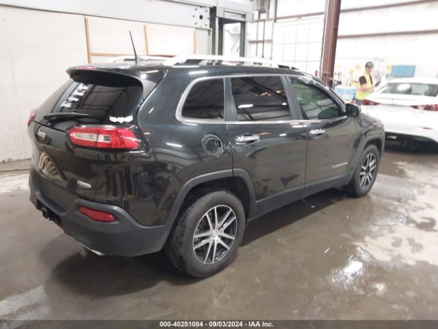 1C4PJMCS8GW204214 Jeep Cherokee Latitude