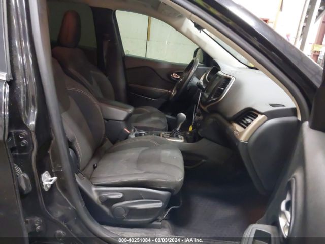 1C4PJMCS8GW204214 Jeep Cherokee Latitude