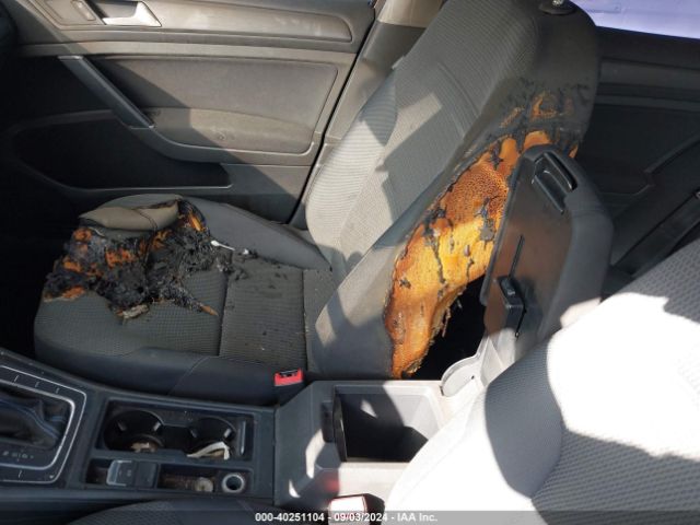 WVWKR7AU2KW910855 Volkswagen E-golf Se