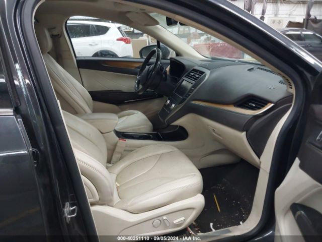 5LMCJ1A9XFUJ33386 Lincoln MKC