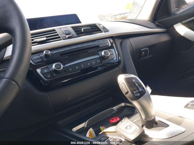 WBA8A9C55JAH12754 BMW 320i