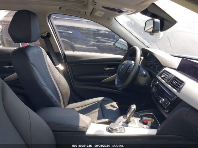 WBA8A9C55JAH12754 BMW 320i