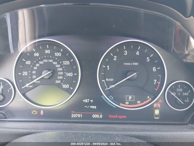 WBA8A9C55JAH12754 BMW 320i