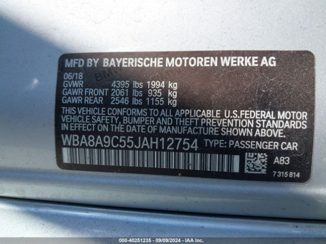 WBA8A9C55JAH12754 BMW 320i