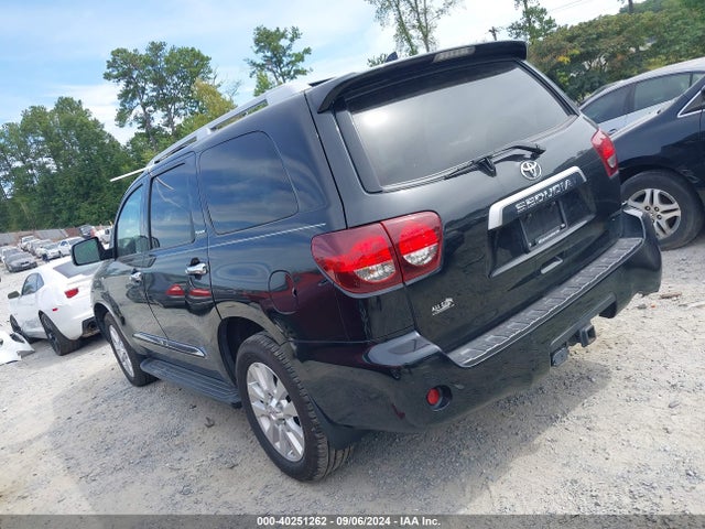 Toyota Sequoia Platinum 2020 5TDYY5G14LS074871 Image 3