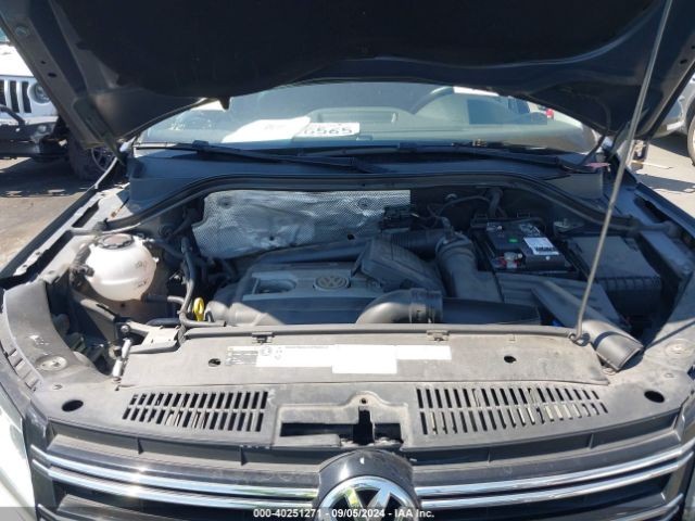 WVGAV3AX3EW598233 Volkswagen TIGUAN SE