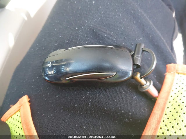 2018 TESLA MODEL X 5YJXCDE22JF125723 Photo 10