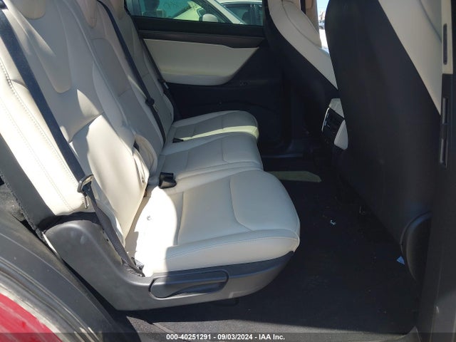 2018 TESLA MODEL X 5YJXCDE22JF125723 Photo 7