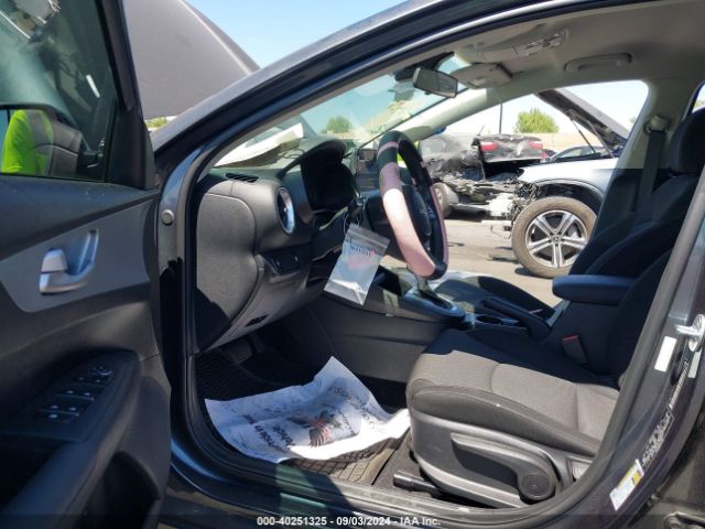 3KPF24ADXPE536811 KIA FORTE LX