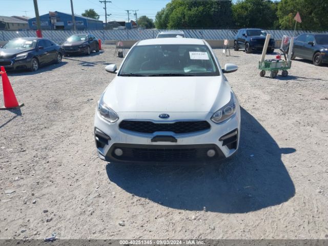 3KPF24AD1ME290503 KIA FORTE FE