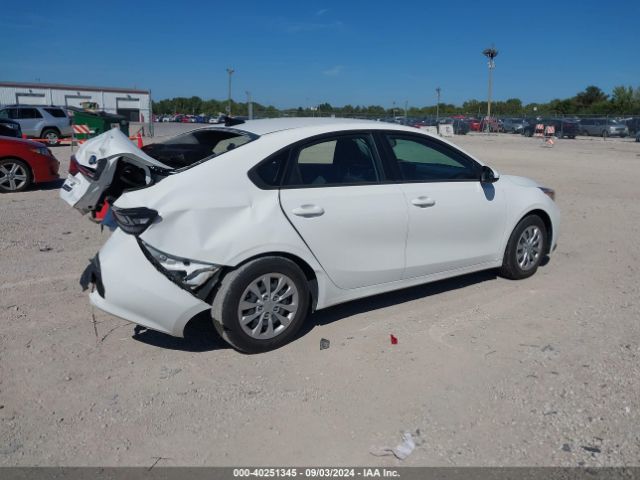 3KPF24AD1ME290503 KIA FORTE FE