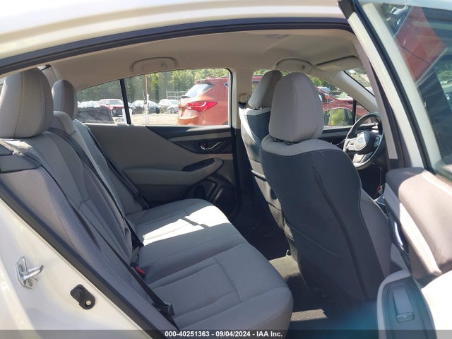 4S3BWAC62P3004735 Subaru Legacy Premium