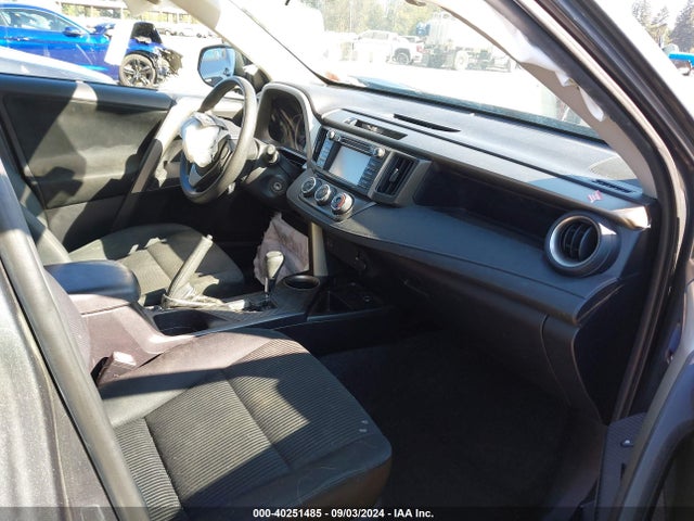 Toyota RAV4 LE 2015 2T3BFREV0FW245398 Image 5