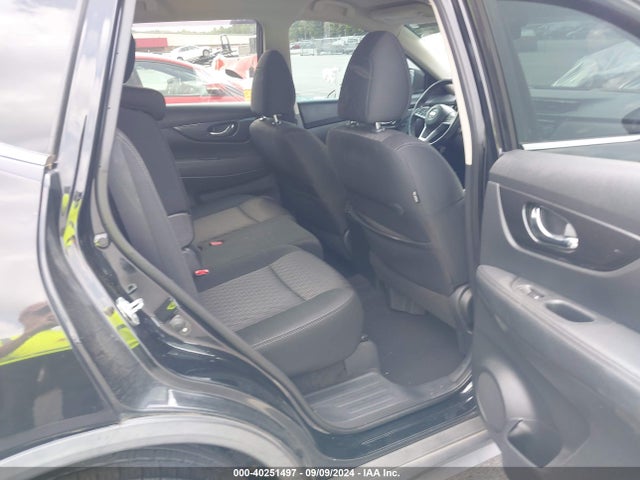 Nissan ROGUE SV 2017 KNMAT2MT2HP570483 Image 8