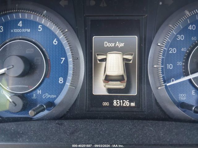 5TDYZ3DC0JS908980 Toyota Sienna Xle 8 Passenger