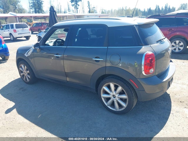 2011 MINI COOPER COUNTRYMAN WMWZB3C57BWH95106 Photo 2