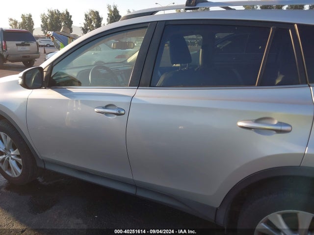 Toyota Rav4 Limited 2015 JTMYFREV2FJ054235 Image 15