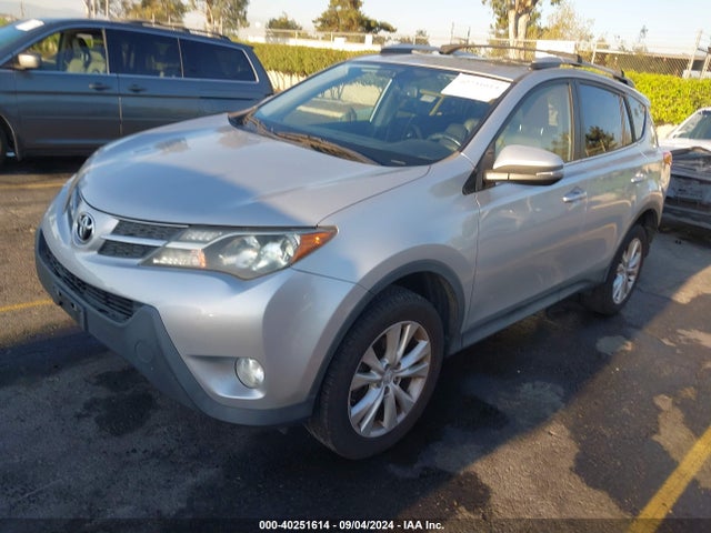 Toyota Rav4 Limited 2015 JTMYFREV2FJ054235 Image 2