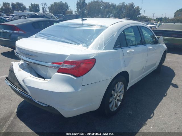 1C3CCBBG4EN107061 Chrysler 200 Touring