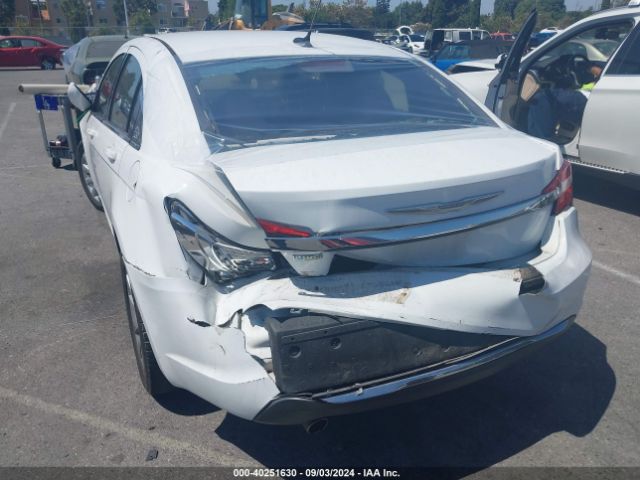 1C3CCBBG4EN107061 Chrysler 200 Touring