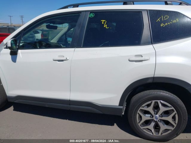 JF2SKADC8NH442032 Subaru Forester Premium