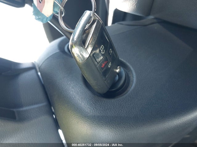 3VW4T7AU3GM006186 Volkswagen Golf Gti S 4-door