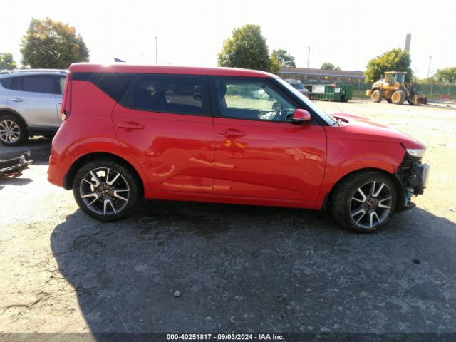 KNDJ63AU8L7053238 KIA Soul Gt-line