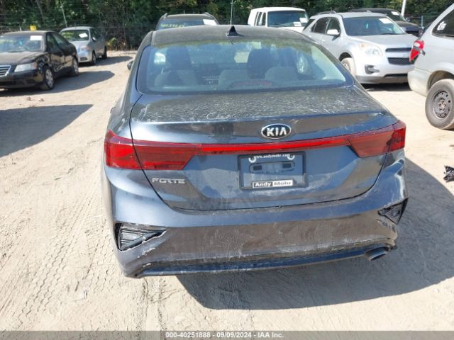 3KPF24AD9ME287512 KIA Forte Lxs