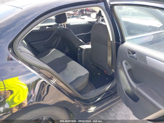 3VW2B7AJ3HM252849 Volkswagen Jetta 1.4t S