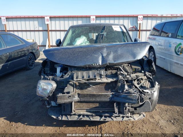 KNDJ23AU7L7732137 KIA SOUL S