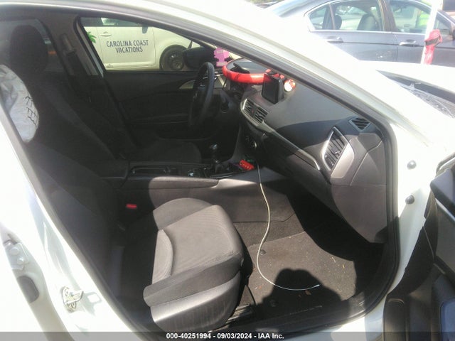 3MZBN1U71HM120516 Mazda pe