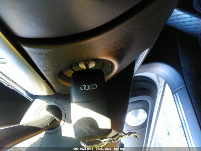 2007 AUDI S8 WAUPN44E27N010732 Photo 10