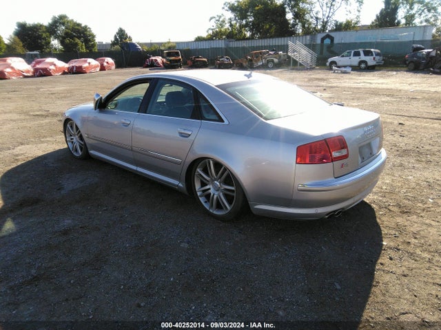 2007 AUDI S8 WAUPN44E27N010732 Photo 2