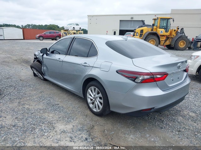 Toyota CAMRY LE 2024 4T1C11AK6RU190629 Image 3